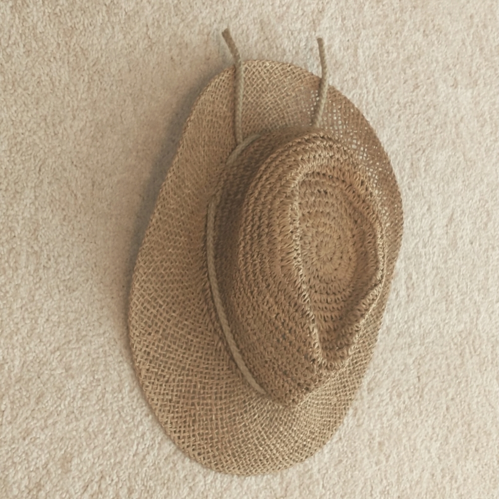 Sun Hat - Picture 2 of 4